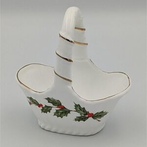 Lefton Holly Berry Christmas Basket Trinket Dish Candy Holder Gold Trim 1987